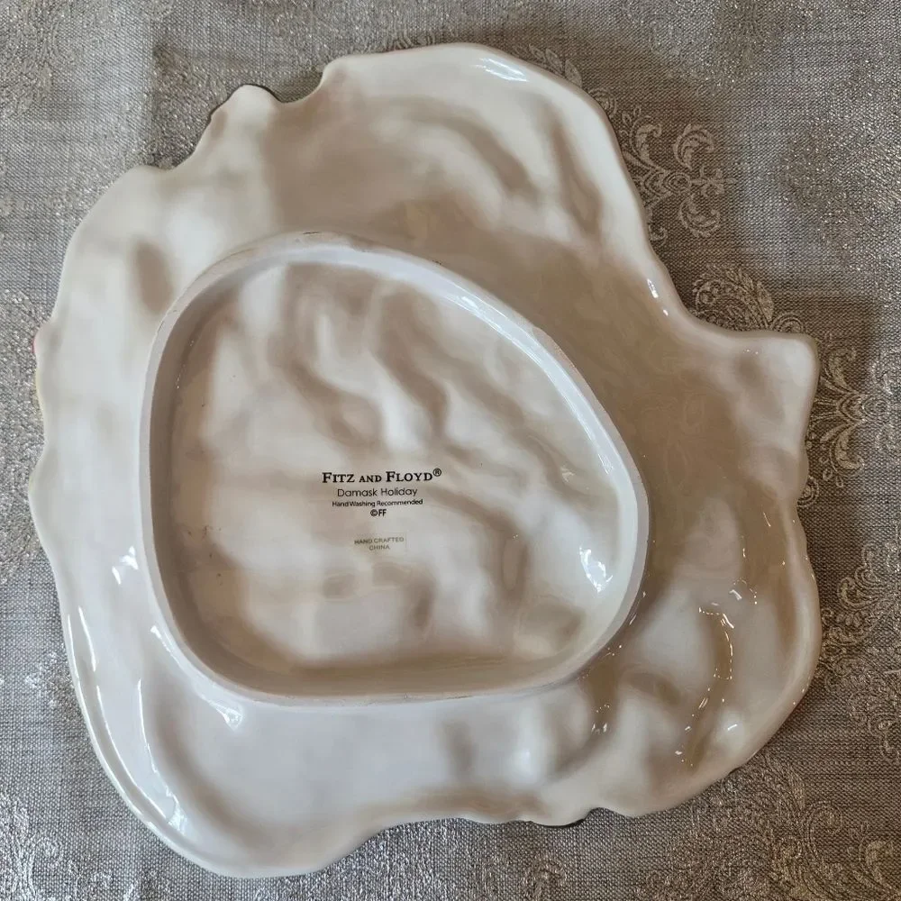 🎄🛍❤️ VINTAGE FITZ & FLOYD DAMASK HOLIDAY SANTA CANAPE PLATE